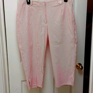 Liz Claiborne Audra Pink/White Seer Sucker Capris